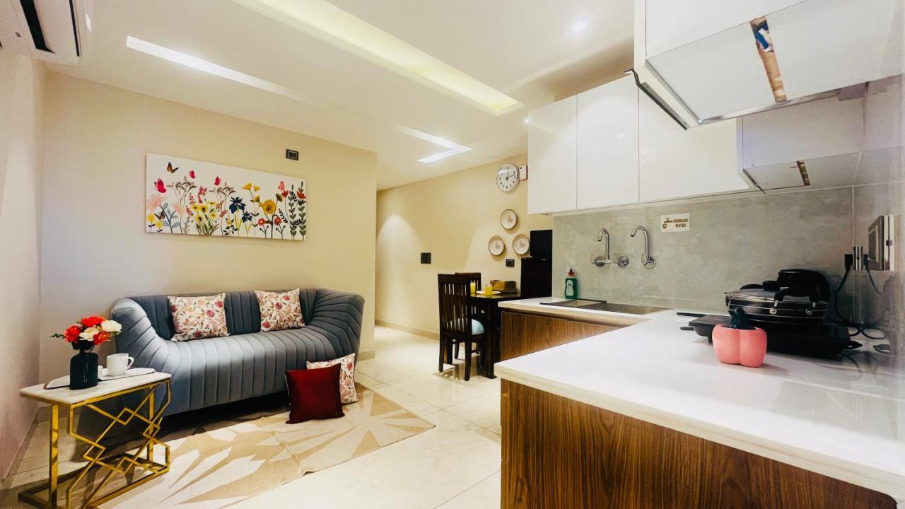 Zen Suites Gurgaon - Luxe Stays Collection المظهر الخارجي الصورة